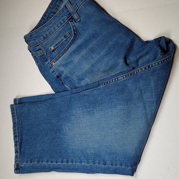 Lee Capri Mid Rise Regular Fit 14M - Picture 10 of 10